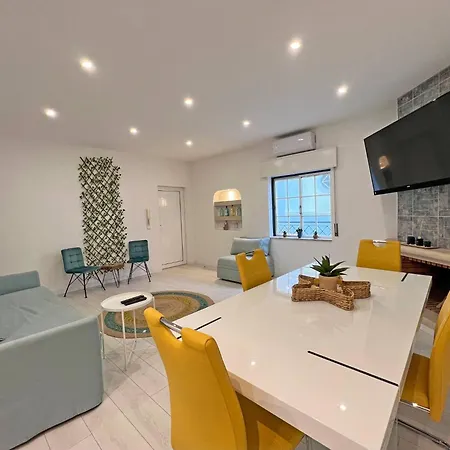 Apartman Casa Condessa De By Junto Ao Mar *