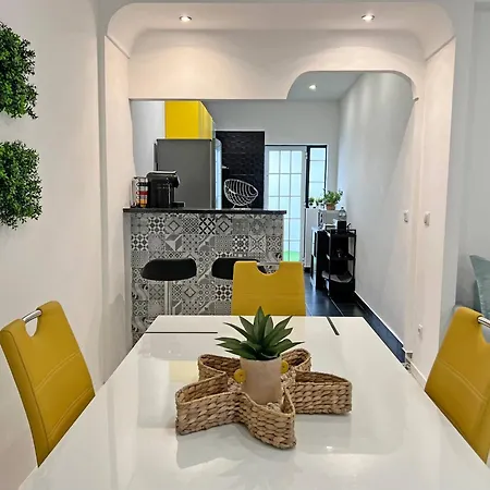 Casa Condessa De By Junto Ao Mar 아파트 *