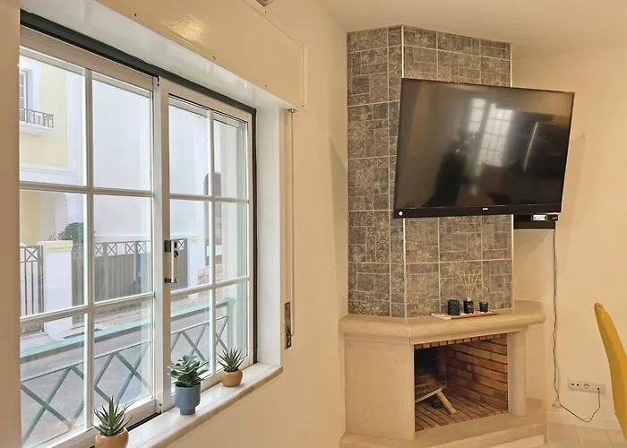 Casa Condessa De By Junto Ao Mar דירה